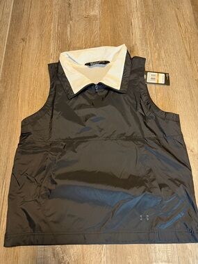 Under Armour Black Sleeveless Pullover Wind Vest with White Contrast Collar